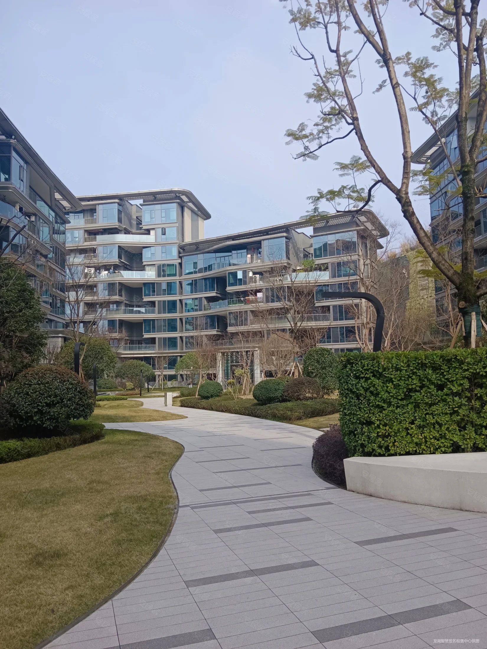 龙湖揽境